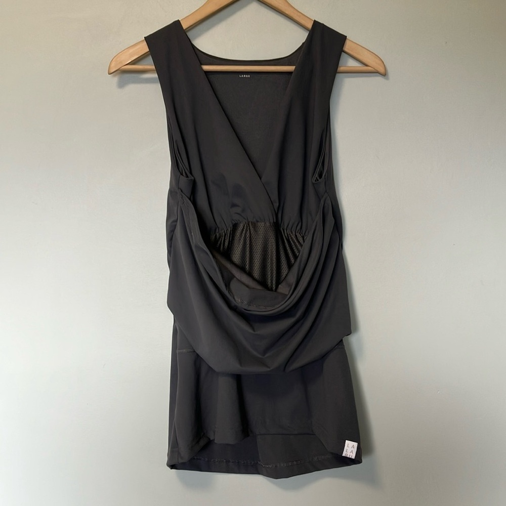 Lalabu Sleeveless Draped Top